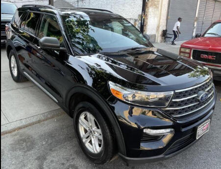 2021 Ford Explorer - $27,999