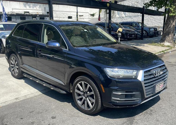 2017 Audi Q7 - $18,999
